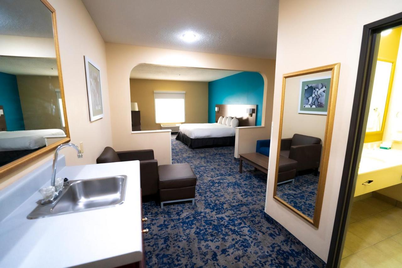 Quality Inn & Suites Monroeville Exterior foto